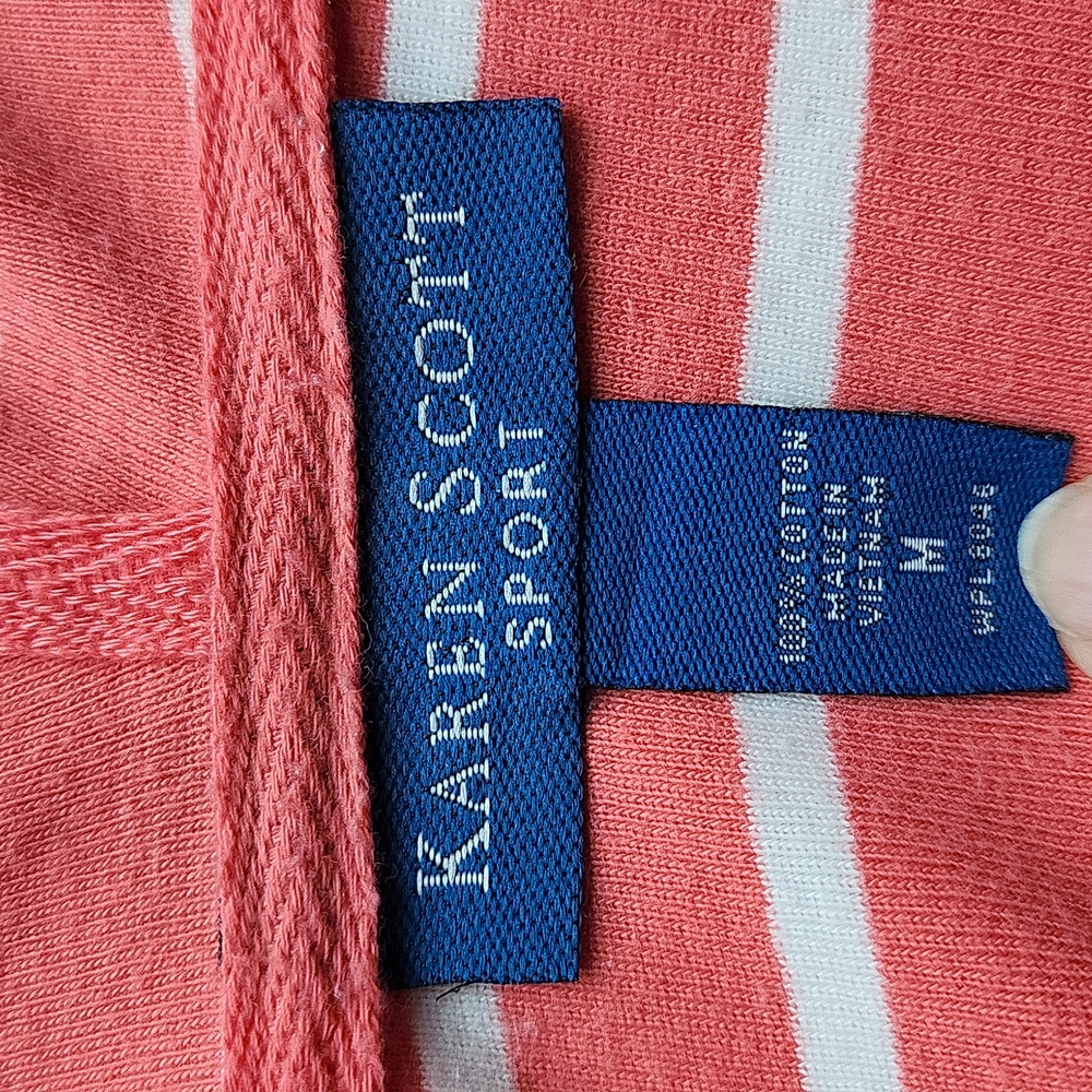 Karen Scott MediumTop with a Double Sided Pouch, Hood and Three Quarter Sleeve - Picture 5 of 6